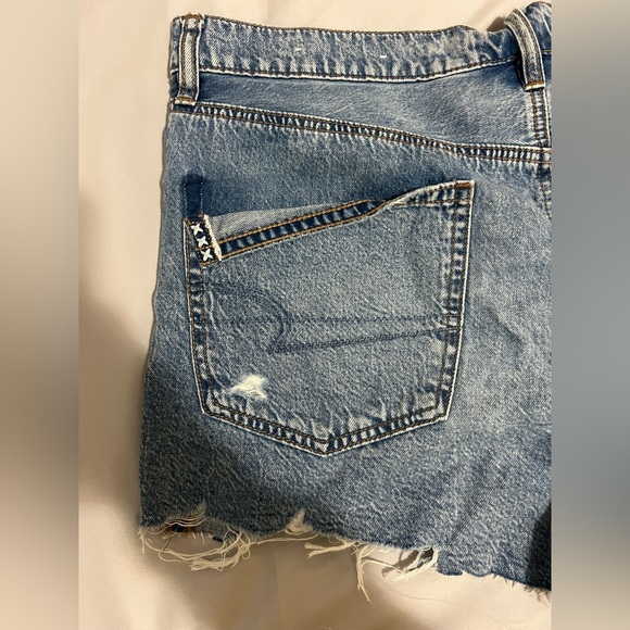 Drape denim 90’s boyfriend shorts - Picture 2 of 4